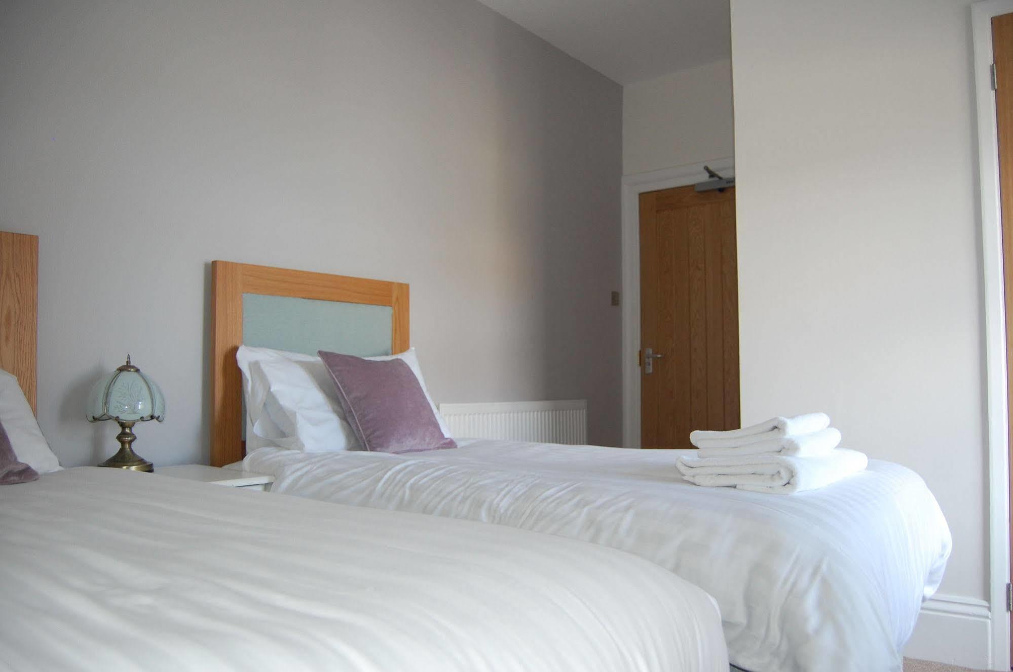 The Grosvenor Guest House บู๊ด ภายนอก รูปภาพ
