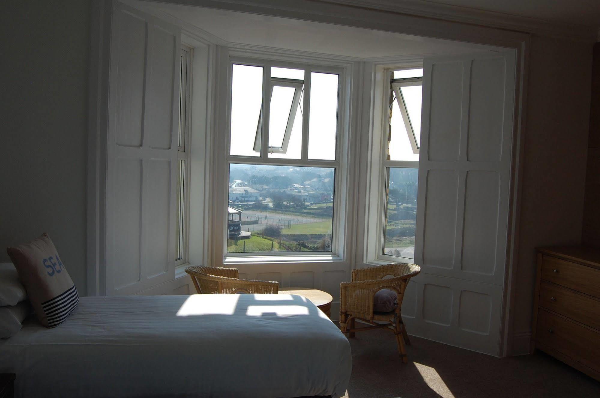 The Grosvenor Guest House บู๊ด ภายนอก รูปภาพ
