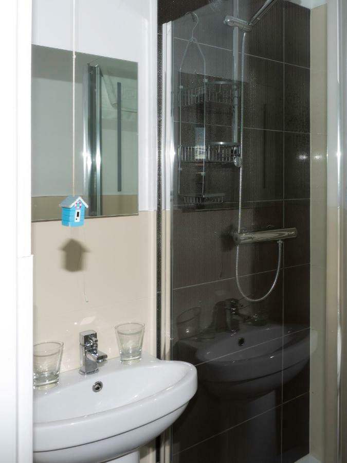 The Grosvenor Guest House บู๊ด ภายนอก รูปภาพ